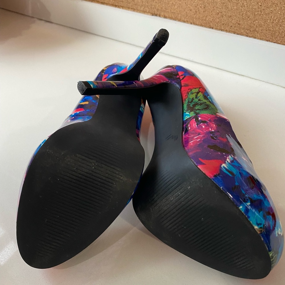 Steve Madden Floral Heels -GREAT CONDITION! - Picture 5 of 6
